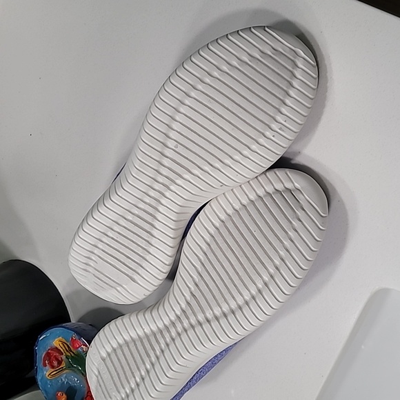 Skechers Periwinkle and White Slip-On Sneakers with Breathable Knit - Picture 5 of 5